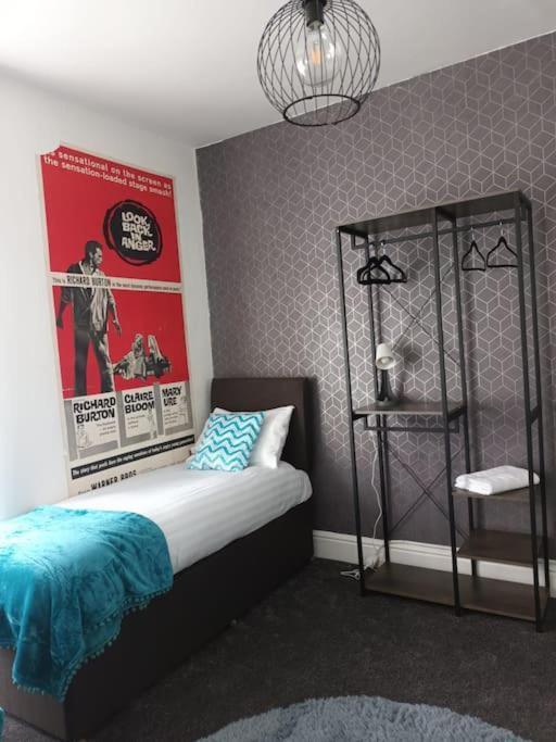 Antonio Str Liverpool 6 Beds Exterior foto